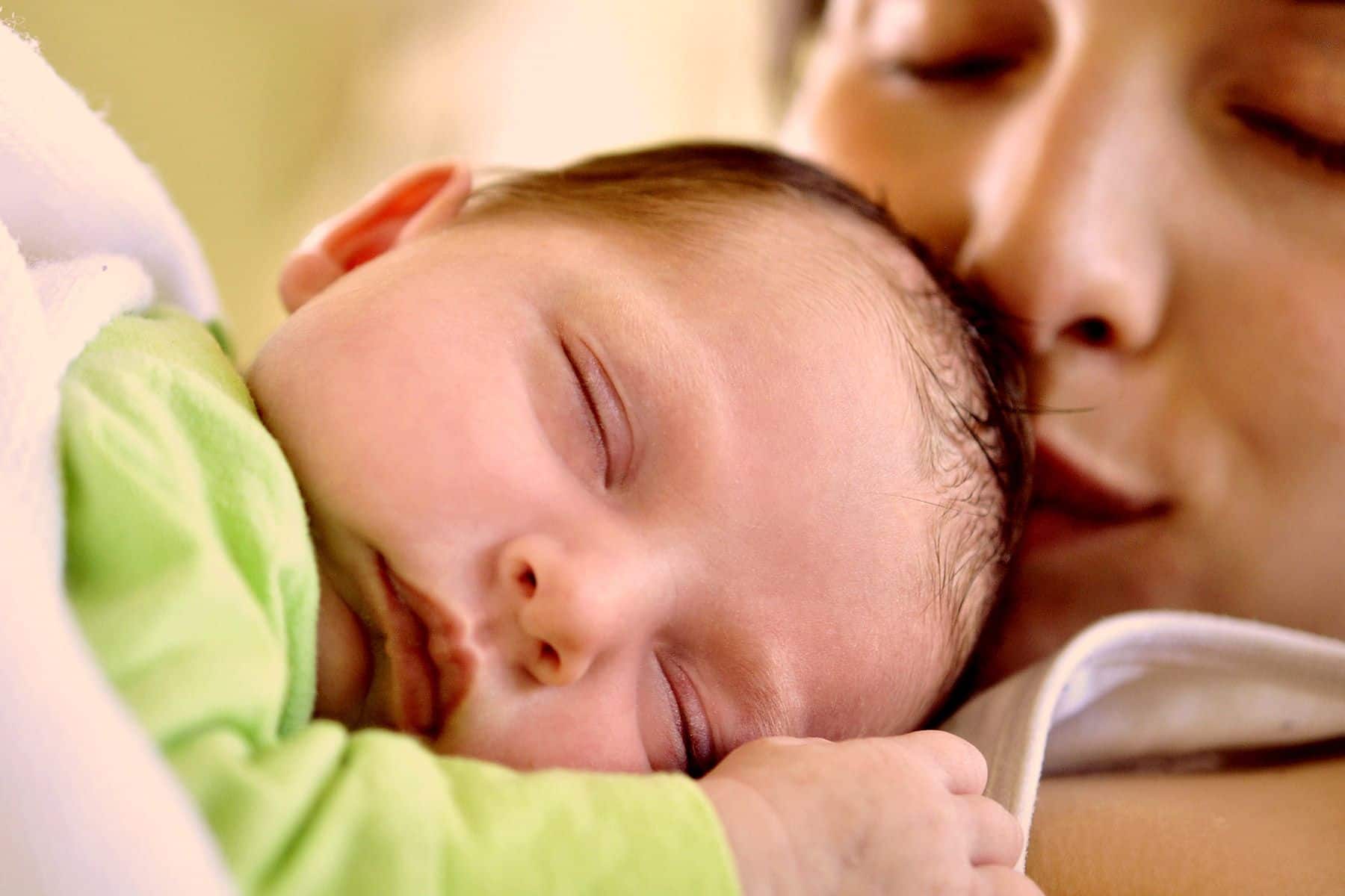 सुन्दर बच्चा पैदा करने के उपाय | बच्चा पैदा करने के लिए क्या करना चाहिए